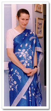 Toshala at The Kettledrum Café during Sri Chinmoy's visit in 1995